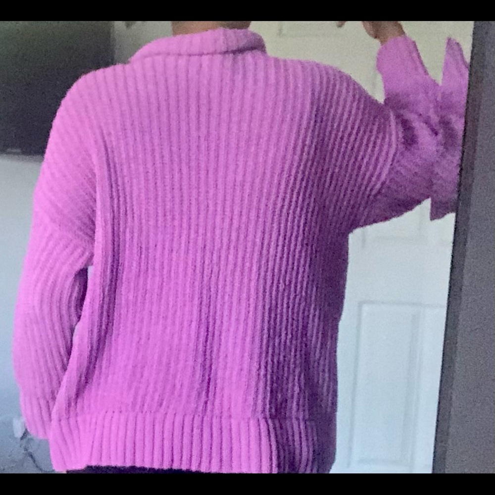 Sweater - Picture 3 of 7